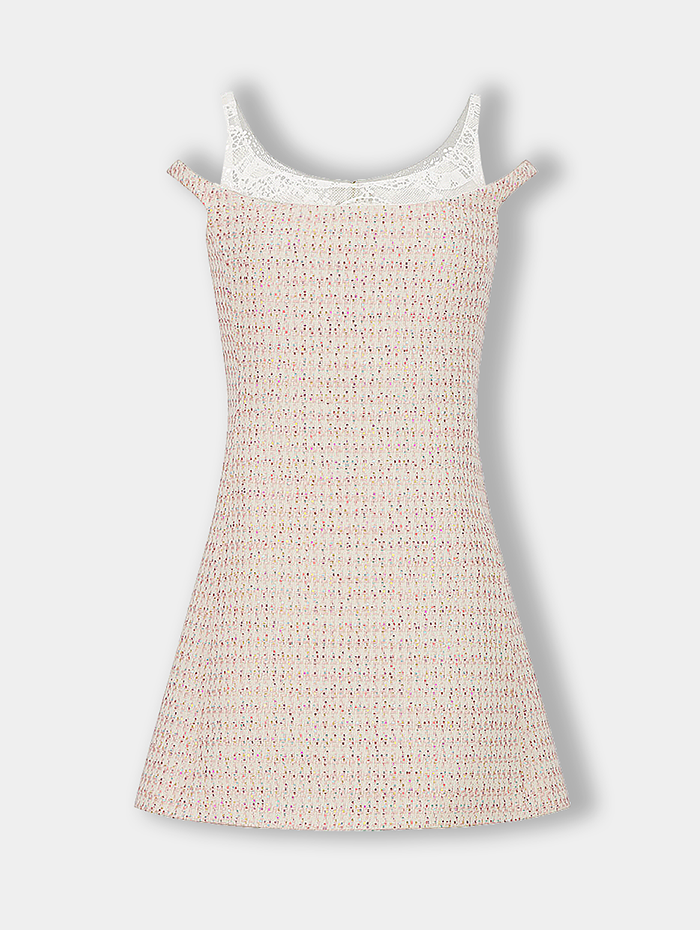 Robe en tweed rose pale de chez Giambattista Valli