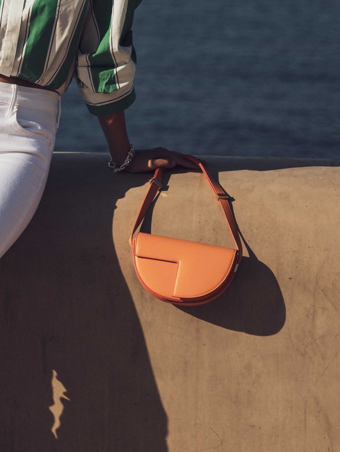 Mademoiselle Pearl - Le petit Patou bag orange