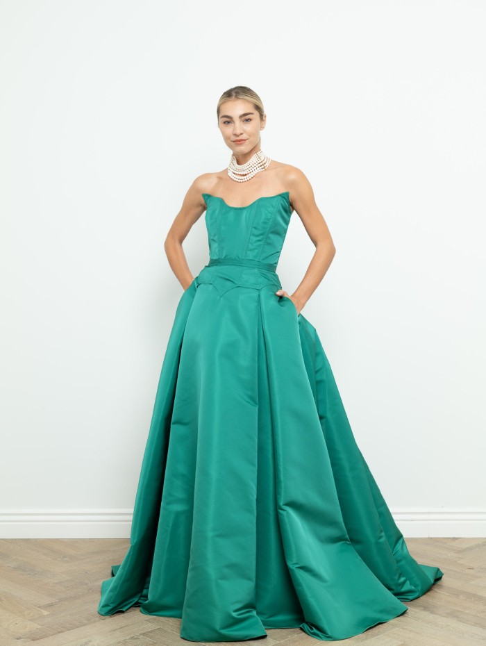 Robe longue de cérémonie du créateur Zuhair Murad