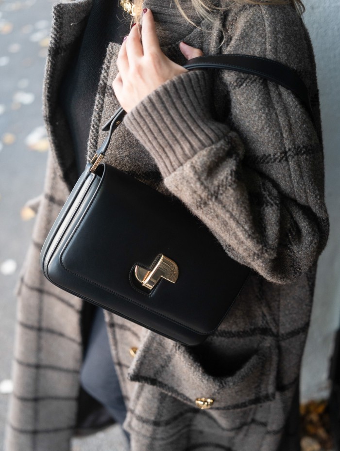 Petit sac en cuir noir - Patou - Mademoiselle Pearl