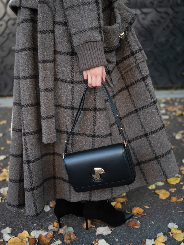 Petit sac en cuir noir - Patou - Mademoiselle Pearl