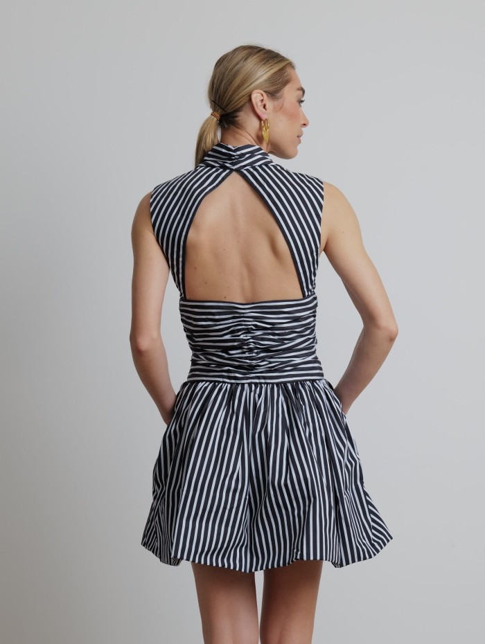 Robe courte dos nu - Patou - Mademoiselle Pearl