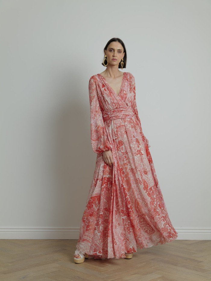 Robe en soie rose de chez Giambattista Valli