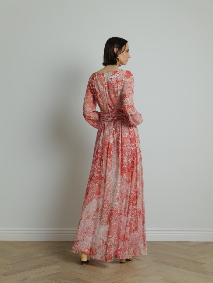 Robe en soie rose de chez Giambattista Valli