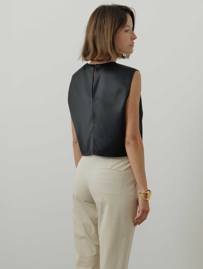Mademoiselle Pearl - Top Maison Rabih Kayrouz