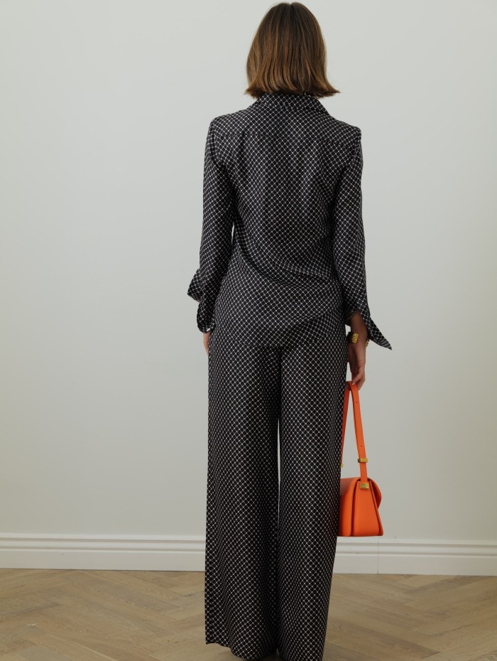 Lanvin - Chemise en soie noire avec motif marguerite