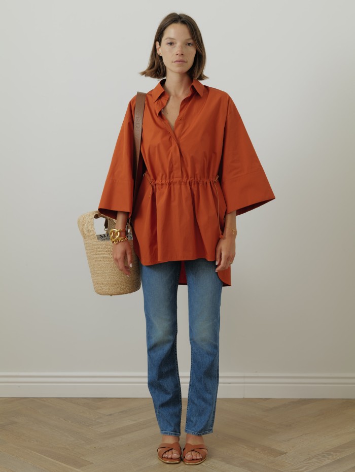 MARCH CHEMISE MC LIEN A LA TAILLE