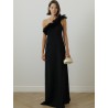 ROBE LONGUE CREPE NOIRE 1 EPAULE