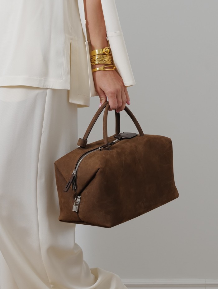 Sac Boston en daim - Max Mara - Mademoiselle Pearl