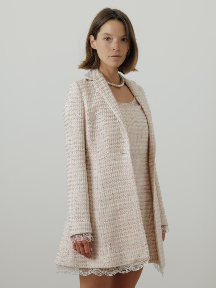 Redingote rose pale en tweed de chez Giambattista Valli