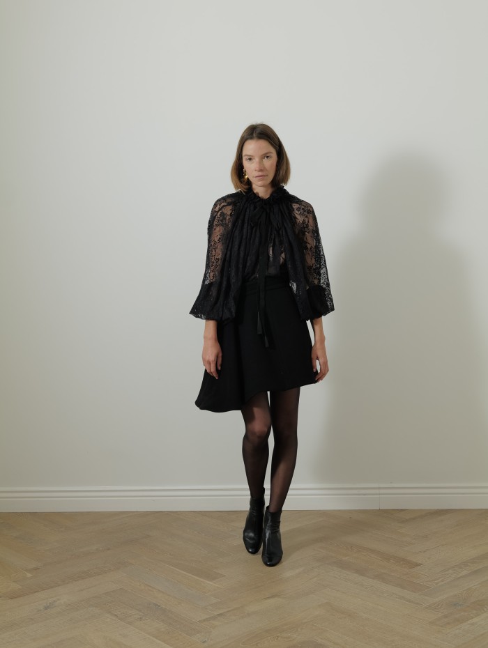 Mini-jupe asymétrique - Noire - Patou