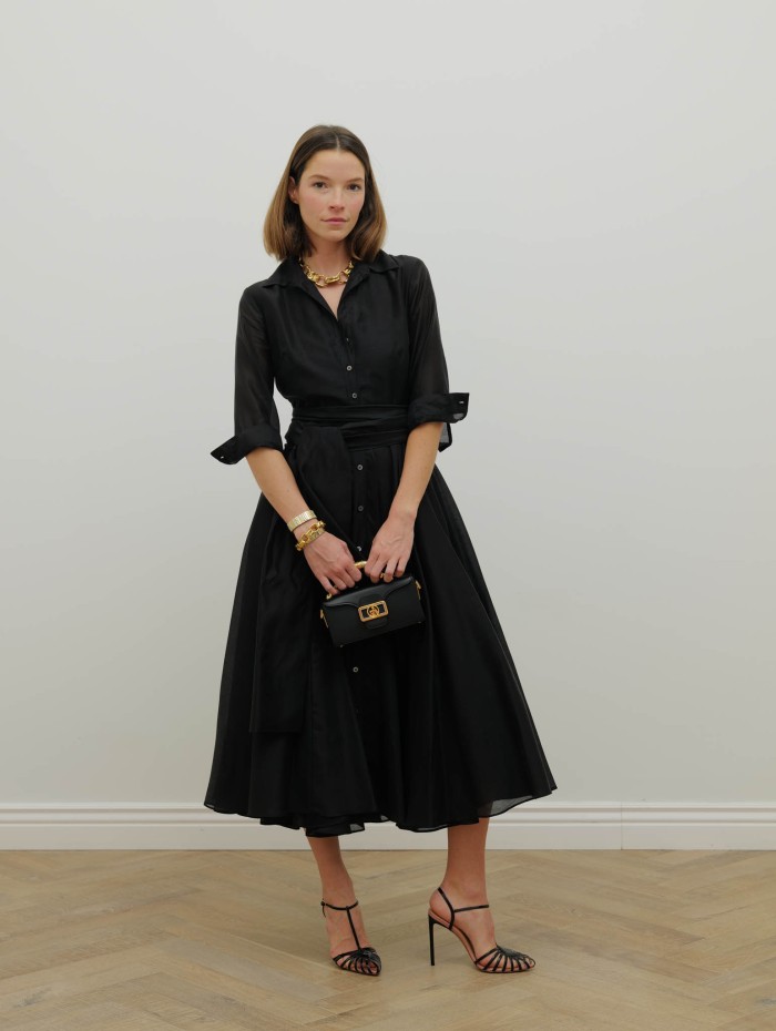 Robe chemise plissée - Noire - 26 Avenue