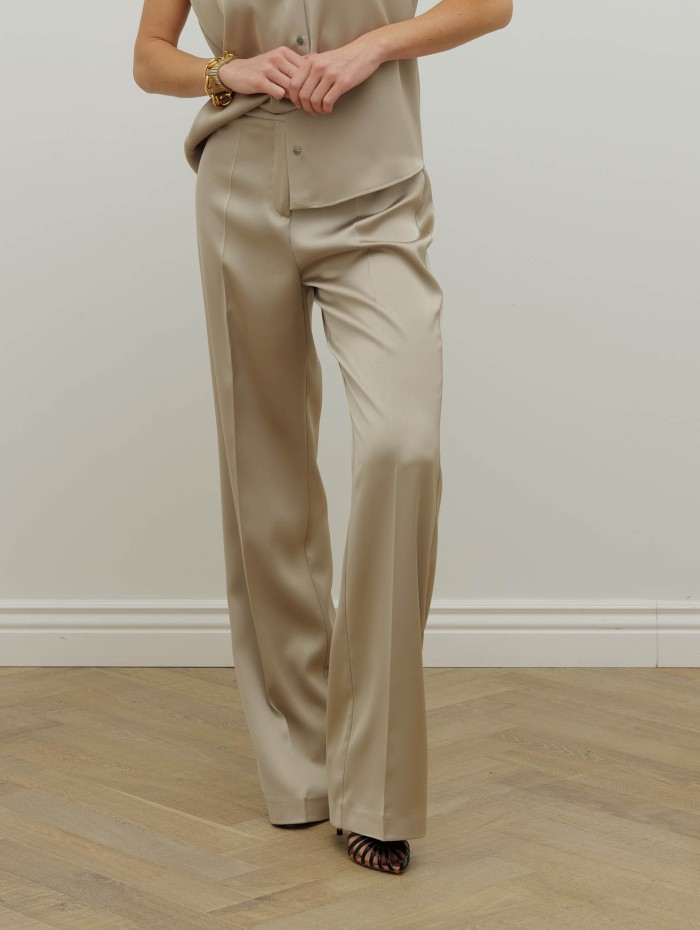 Pantalon fluide satin sable – 26 Avenue