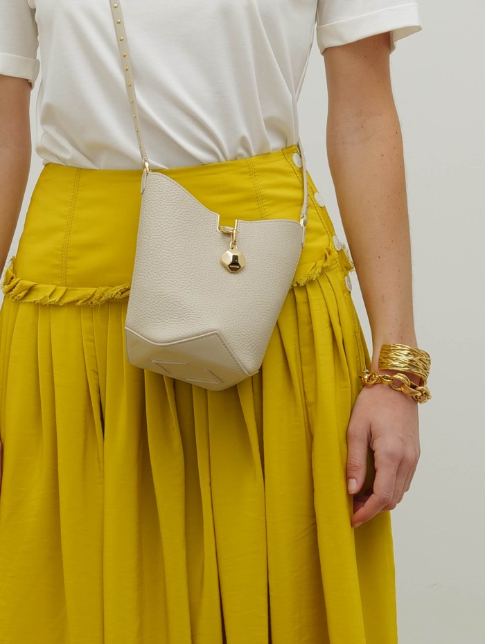 Sac seau en cuir grainé - Bucket bag with strap pm - Lanvin