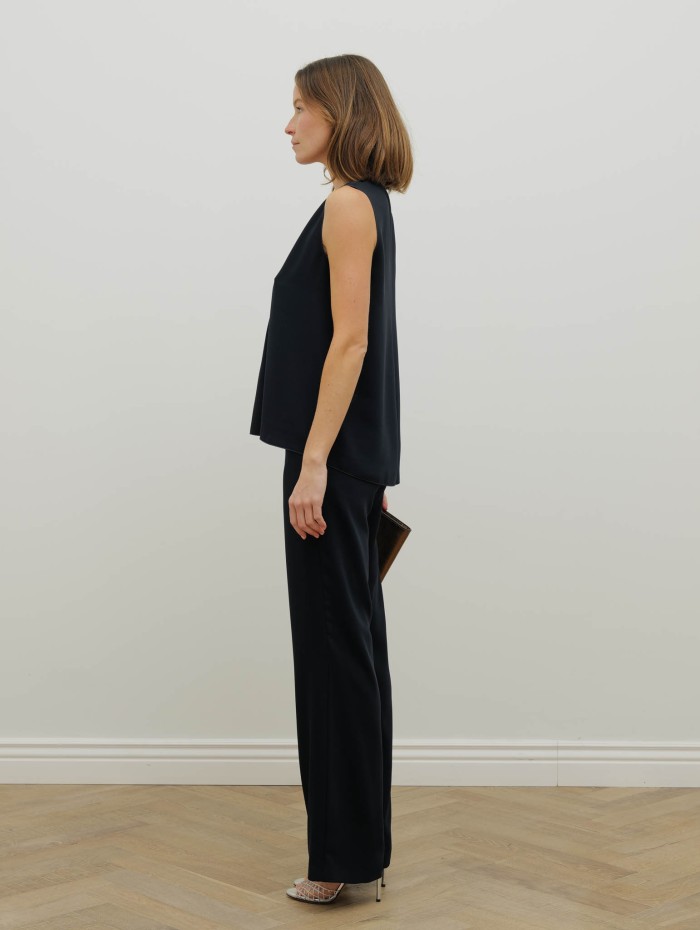 Blouse bleu marine fluide col V – 26 Avenue