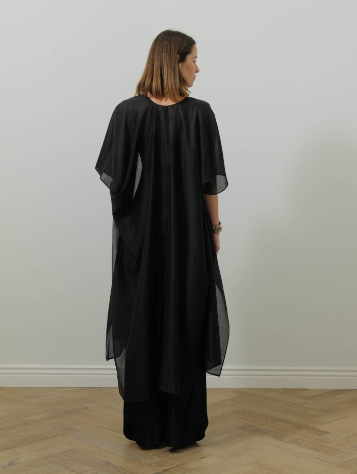 Cape en tulle - Victoria - 26 Avenue