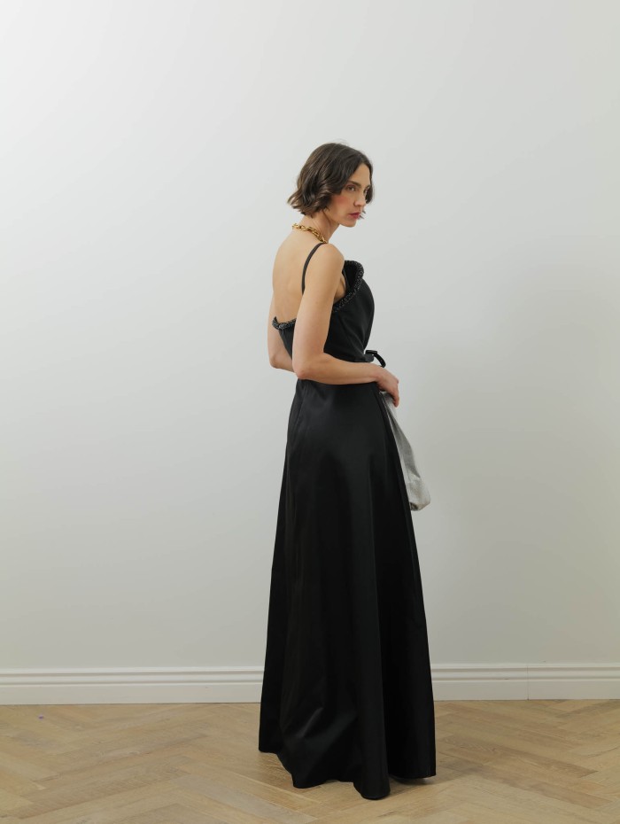 Robe longue noire - Curved crystal neckline taffeta dress - Roland Mouret