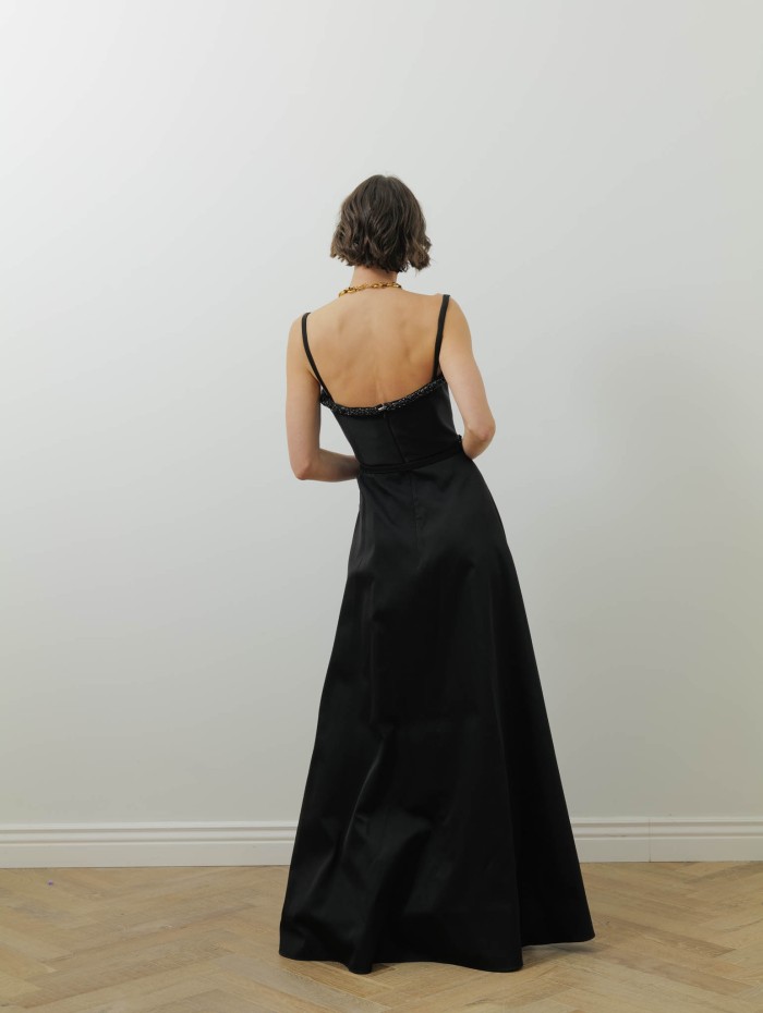 Robe longue noire - Curved crystal neckline taffeta dress - Roland Mouret
