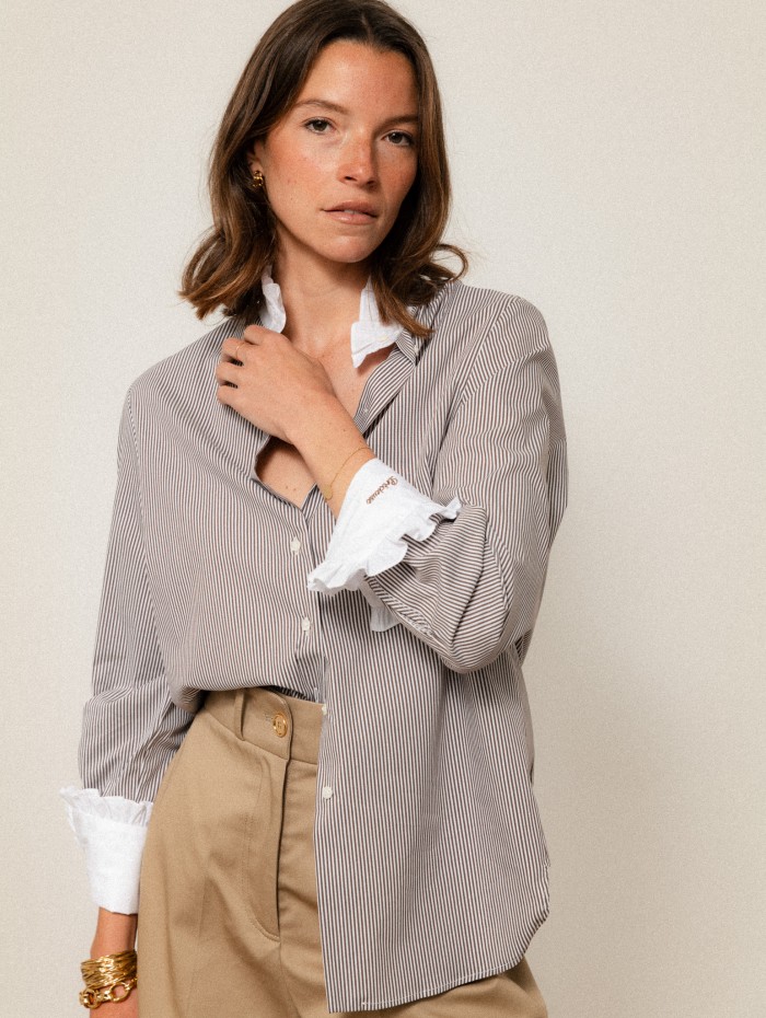 Chemise "La Pivoine" à fines rayures marron - Précieuse