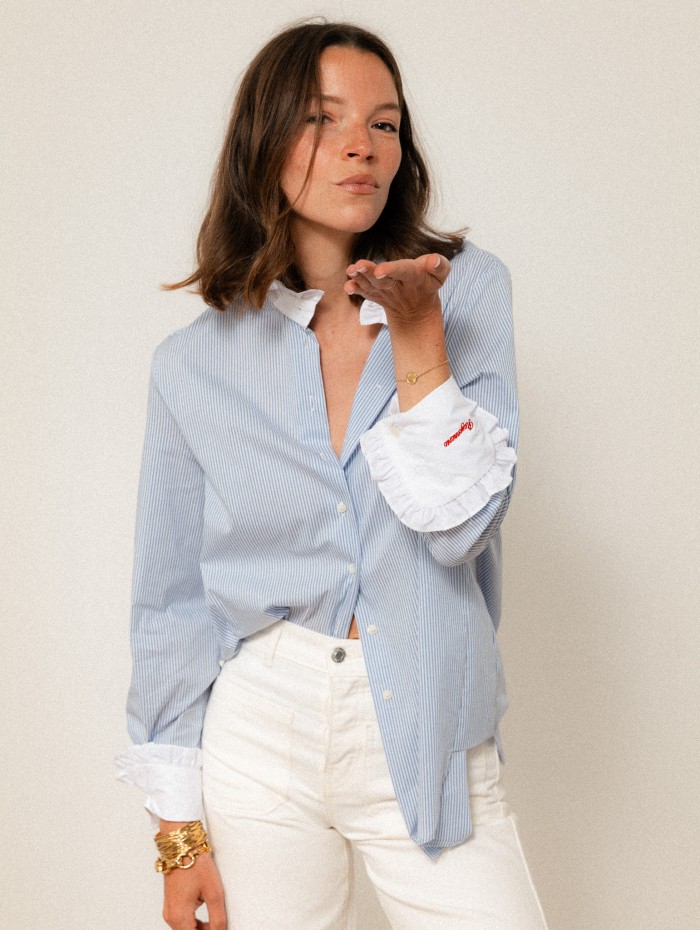 Chemise "La Pivoine" à fines rayures bleues - Rayonnante