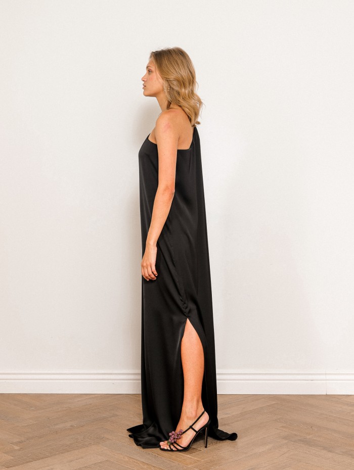 Robe charmeuse une épaule noire - Mona - 26 Avenue