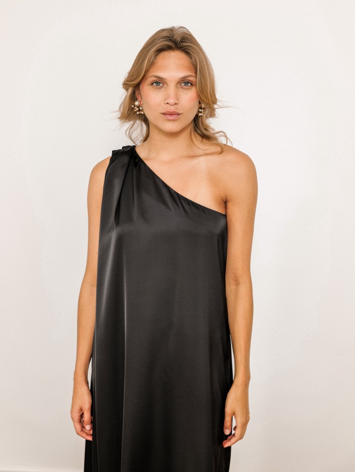 Robe charmeuse une épaule noire - Mona - 26 Avenue