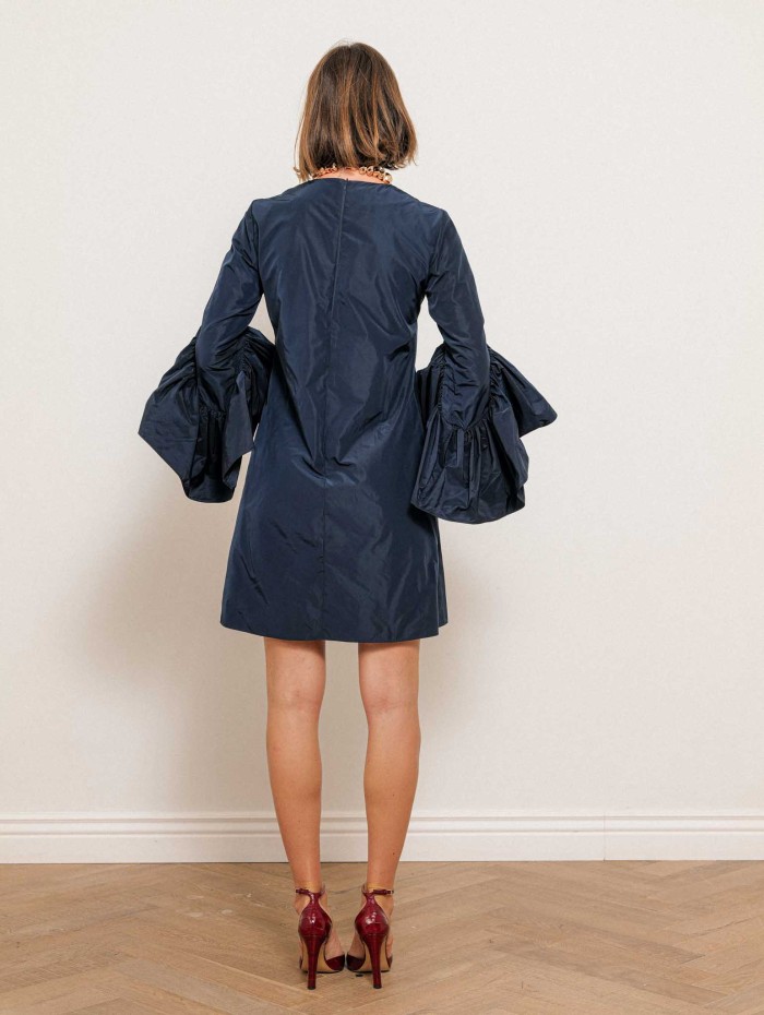 Robe en taffetas à volants - Constance - 26 Avenue