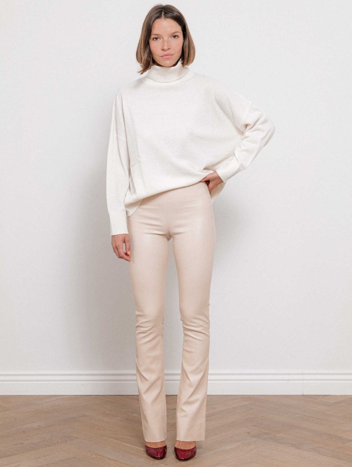 Legging en cuir évasé beige - Max et Moi - Beyina