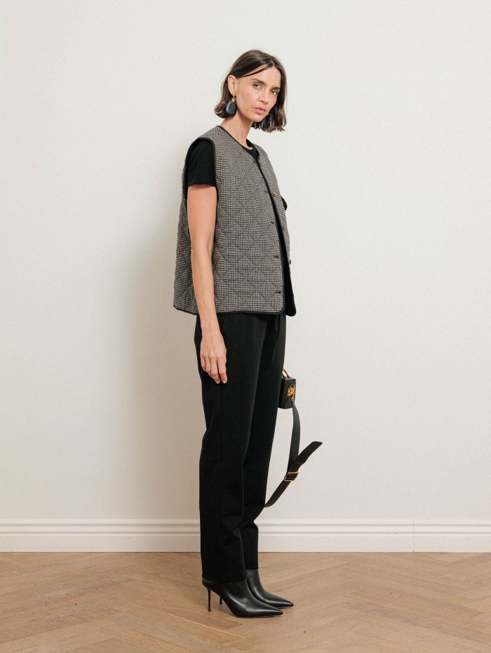 Gilet matelassé sans manches - Winter outerwear - Ines de la Fressange