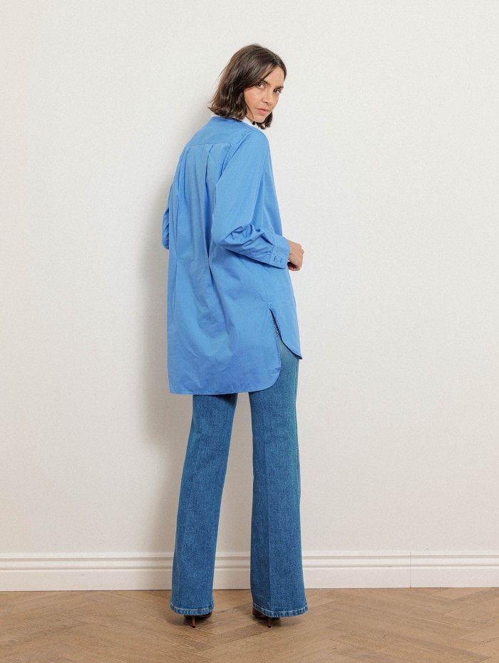 Chemise longue bleue en coton à coupe large - Blair - Ines de la Fressange